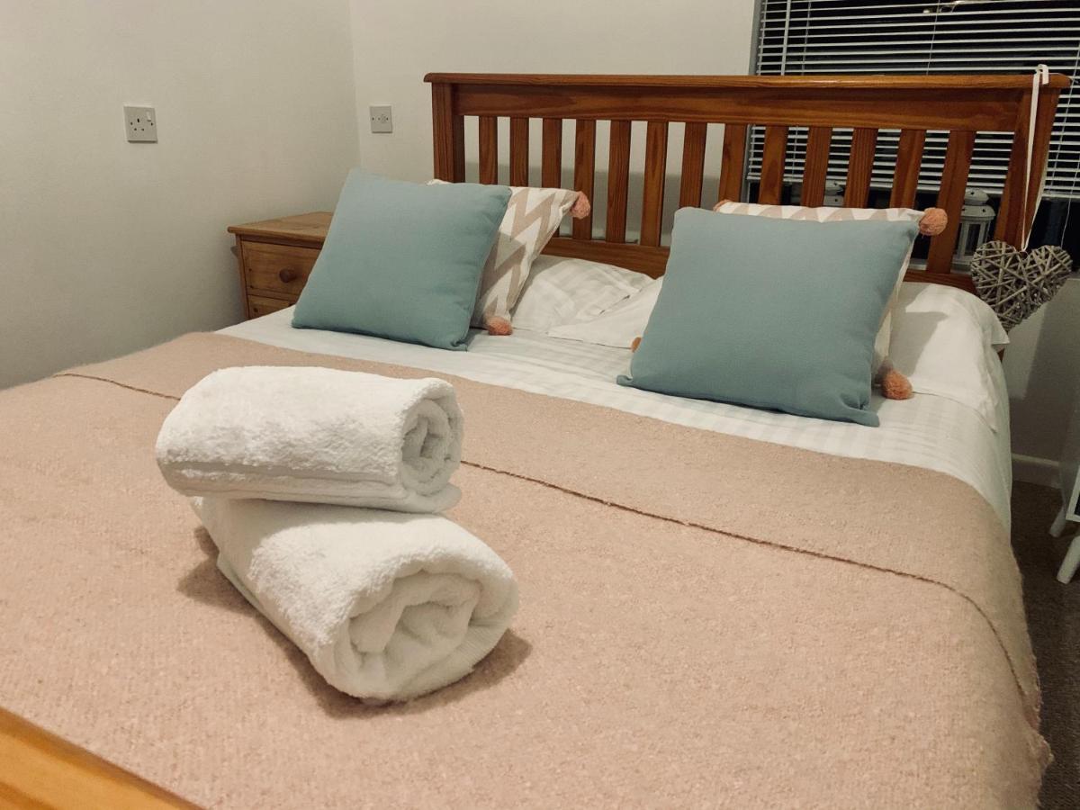 Cosy Rooms In Taunton Buitenkant foto